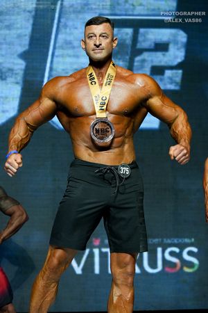 MEN'S PHYSIQUE МАСТЕРА +40